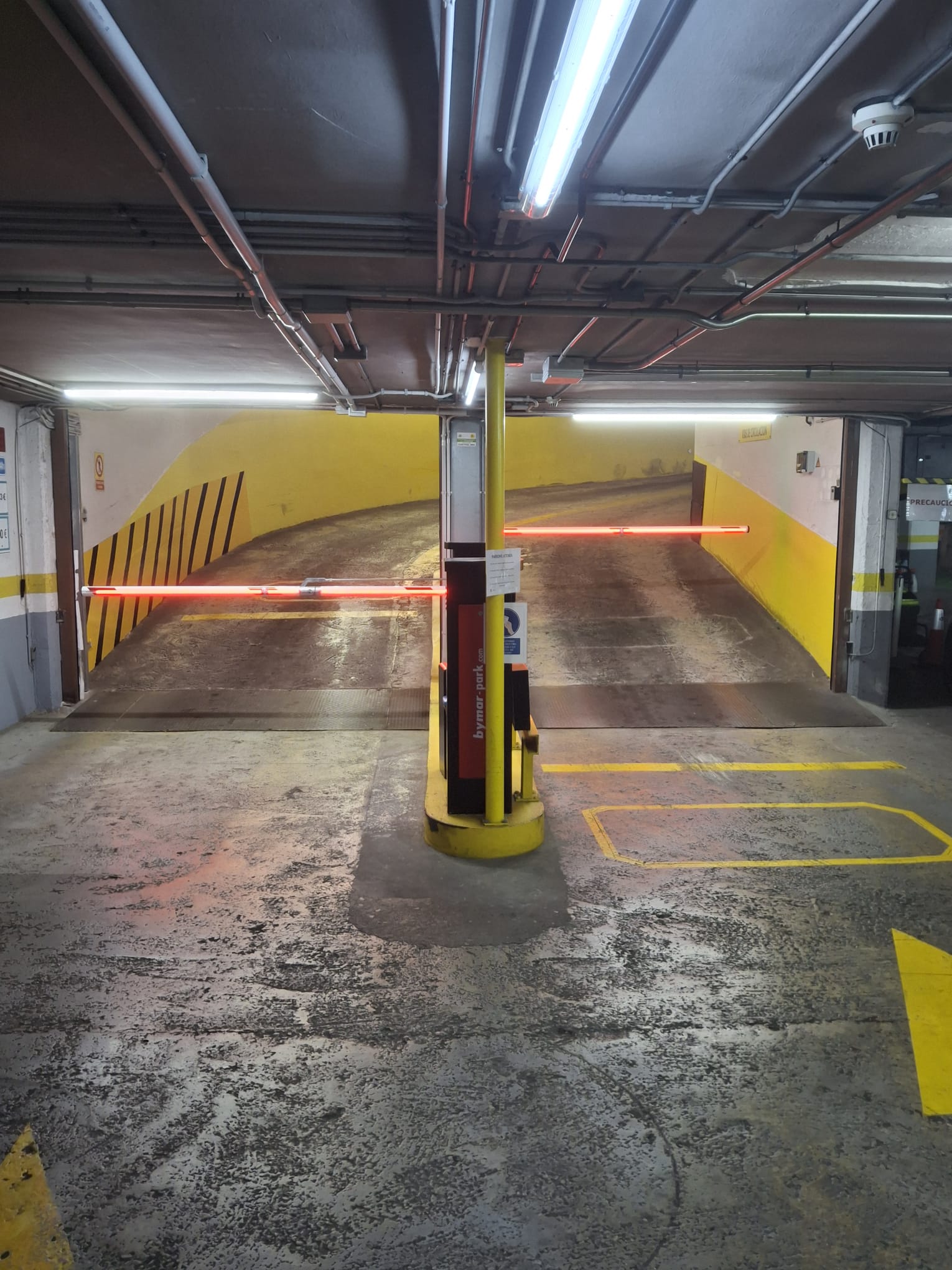 PARKING ATENEA