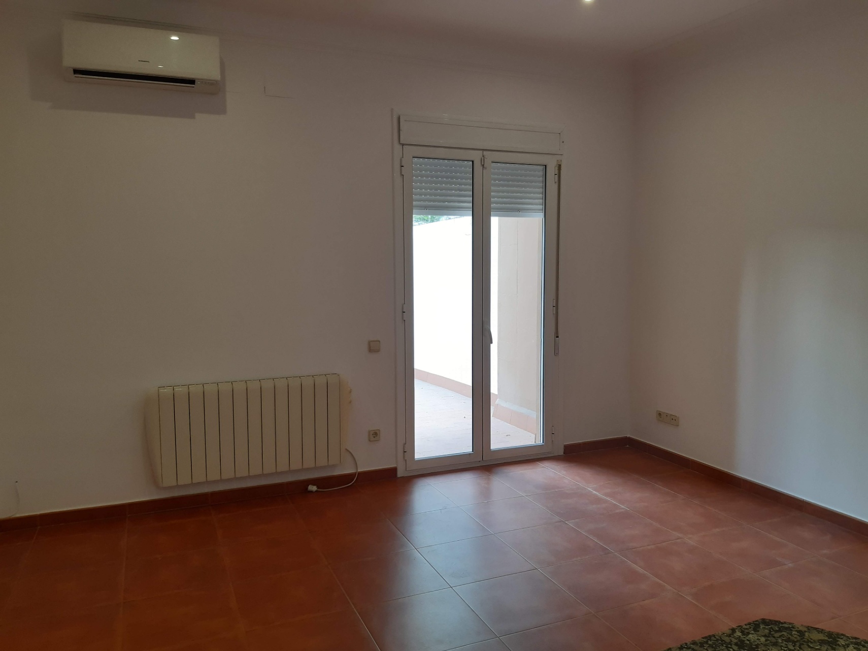 PISO CON TERRAZA