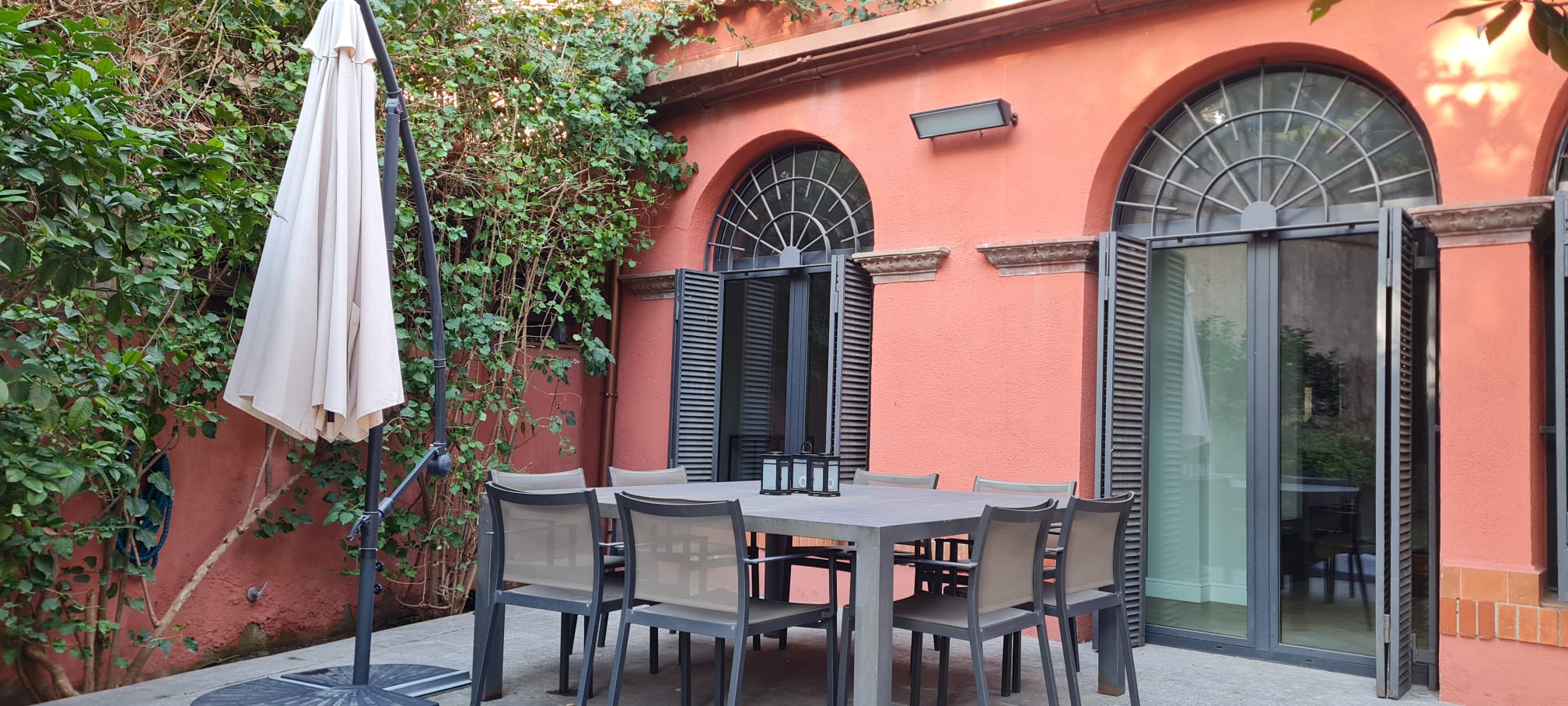 Renovated house for rent Anglí street