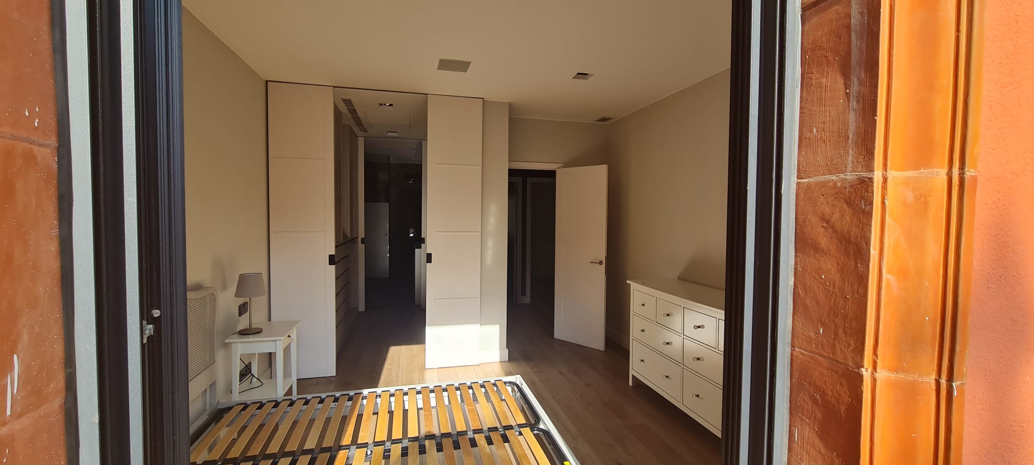 Renovated house for rent Anglí street