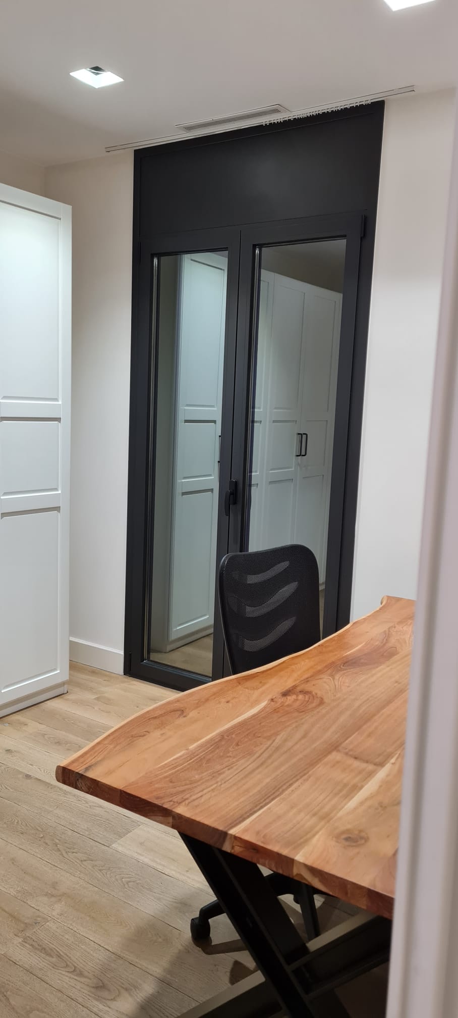 Renovated house for rent Anglí street